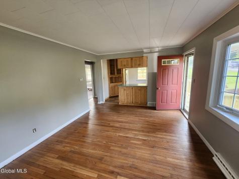 287 County Road 101 Gloversville NY 12078