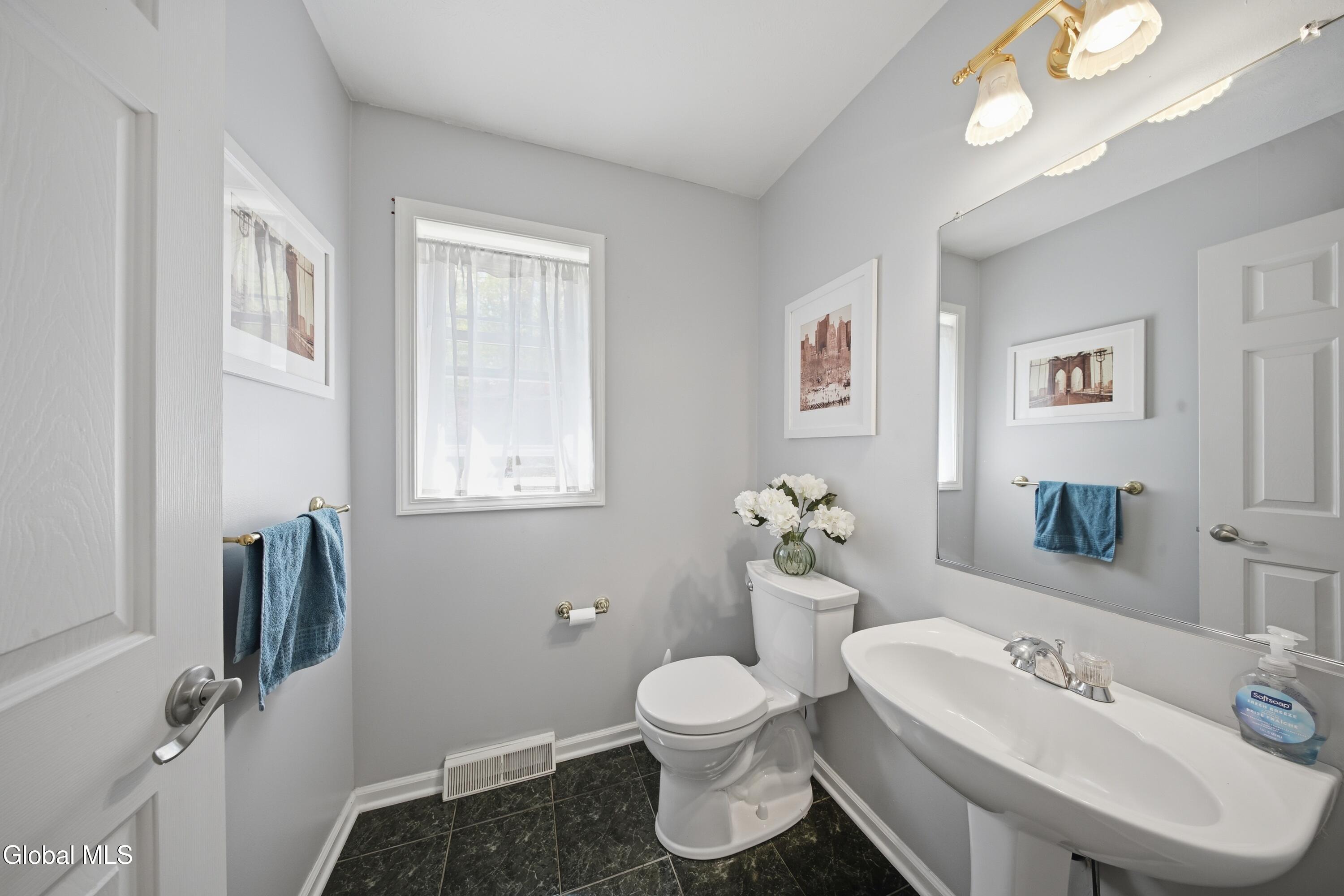 29 Dutch Meadows Drive Cohoes NY 12047