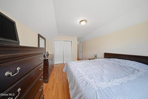 29 Dutch Meadows Drive Cohoes NY 12047