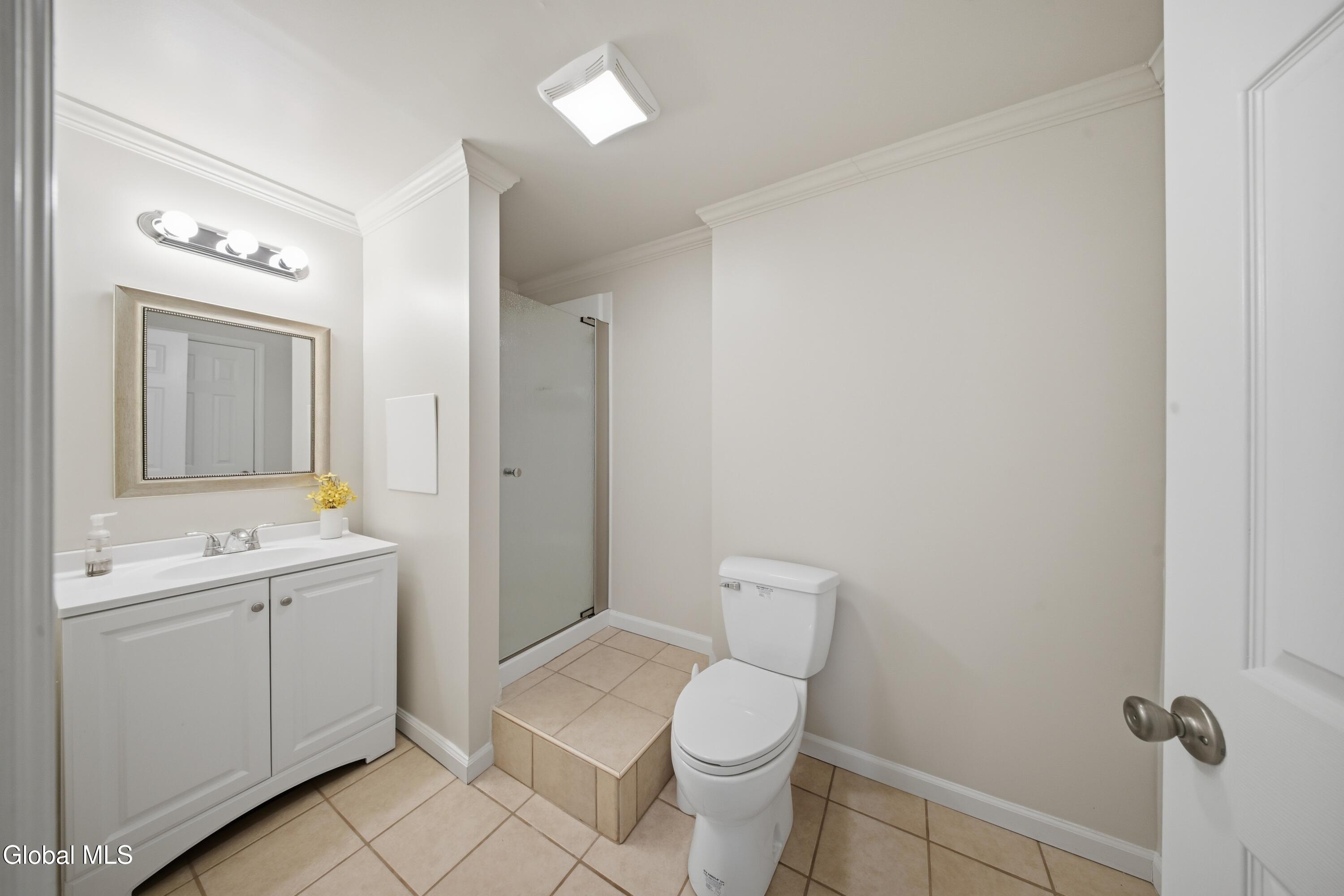 29 Dutch Meadows Drive Cohoes NY 12047