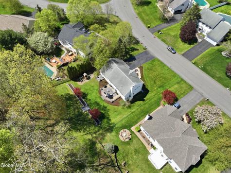 29 Dutch Meadows Drive Cohoes NY 12047
