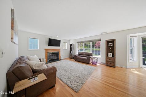29 Dutch Meadows Drive Cohoes NY 12047