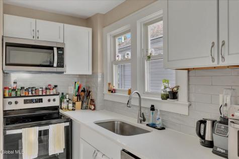 96 Hazelhurst Avenue Albany NY 12203