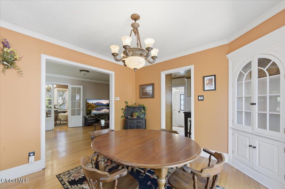 11 Freeman Road Albany NY 12208