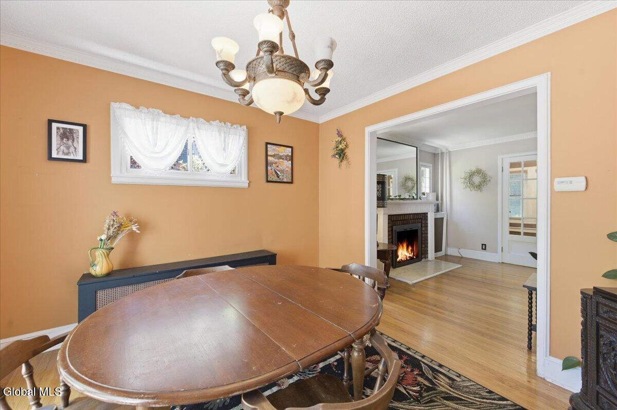 11 Freeman Road Albany NY 12208