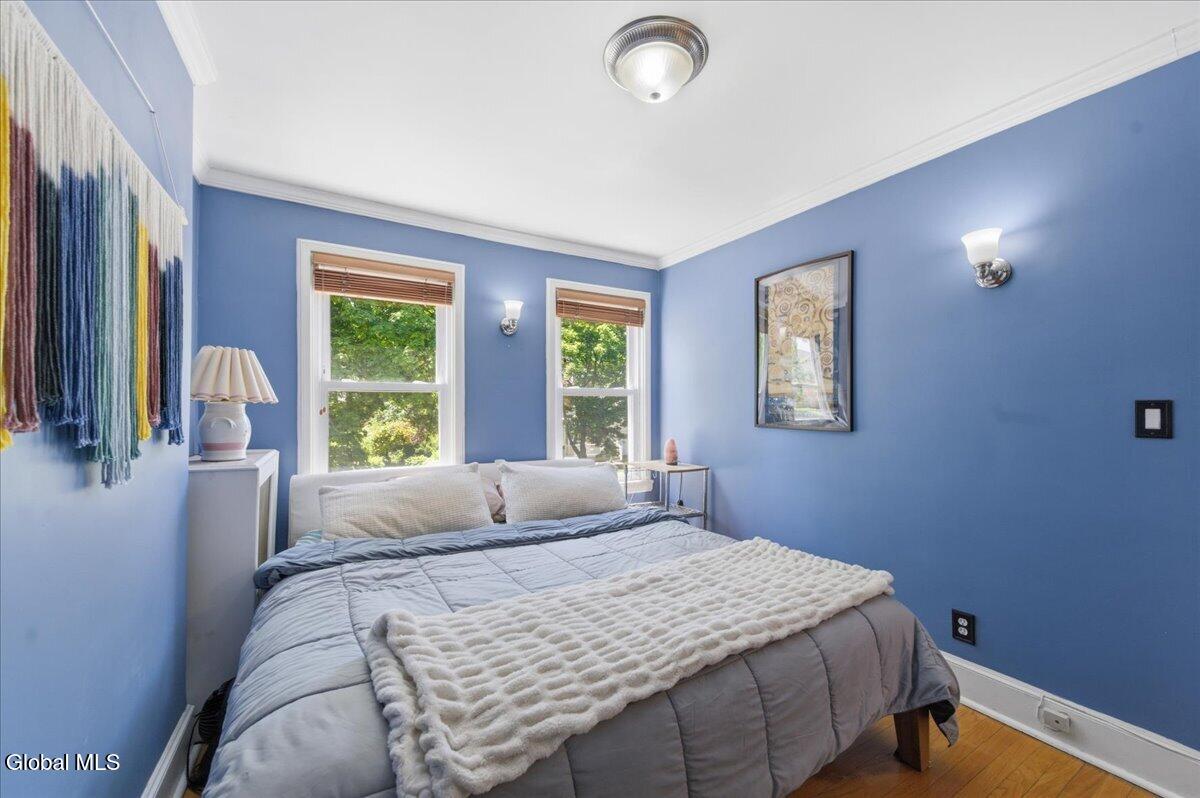 11 Freeman Road Albany NY 12208