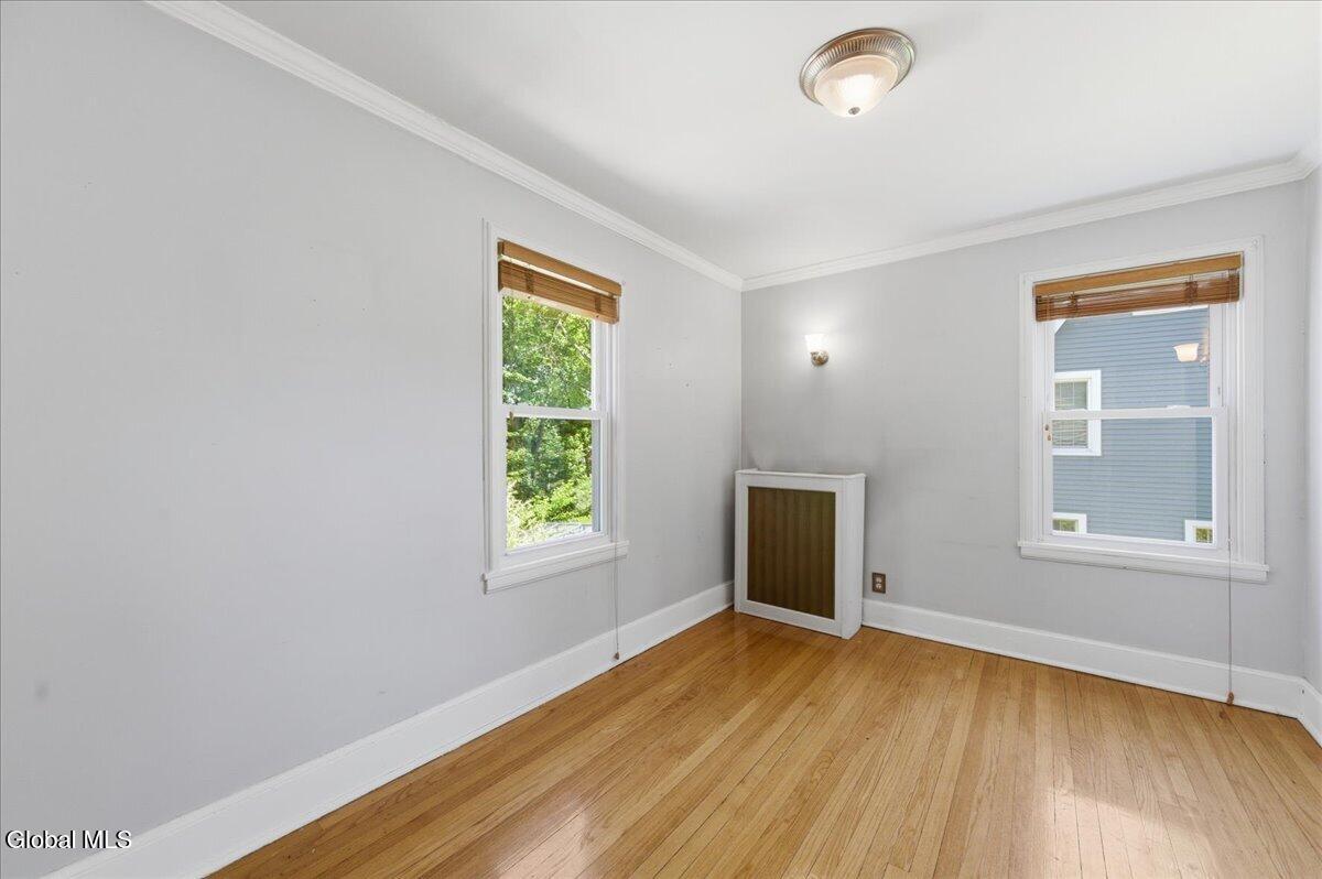 11 Freeman Road Albany NY 12208