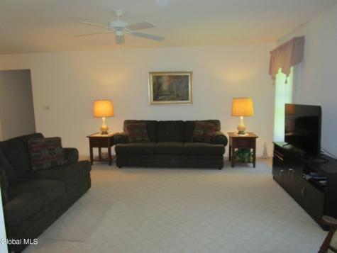 1000 Kingswood Court Schenectady NY 12303