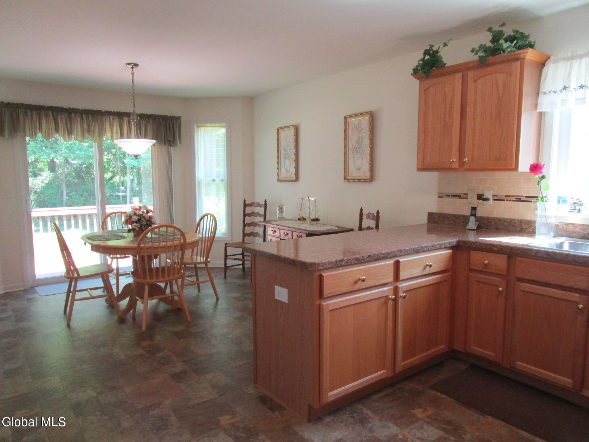 1000 Kingswood Court Schenectady NY 12303