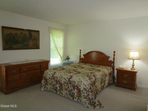1000 Kingswood Court Schenectady NY 12303