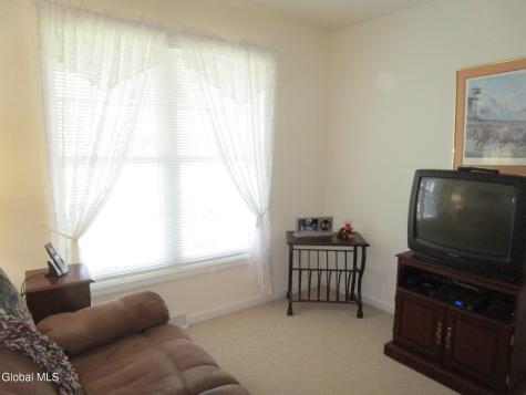 1000 Kingswood Court Schenectady NY 12303