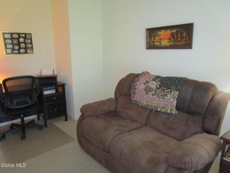 1000 Kingswood Court Schenectady NY 12303