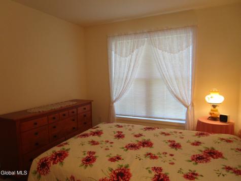 1000 Kingswood Court Schenectady NY 12303