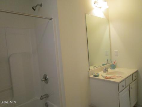 1000 Kingswood Court Schenectady NY 12303