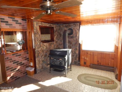 250 Old Quarry Road Feura Bush NY 12067