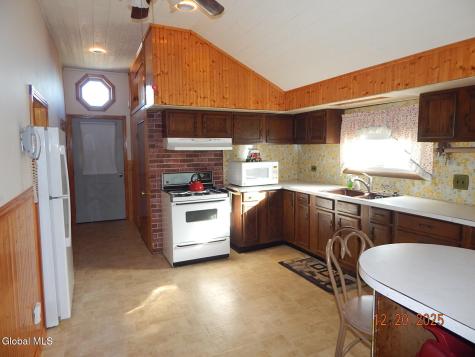 250 Old Quarry Road Feura Bush NY 12067