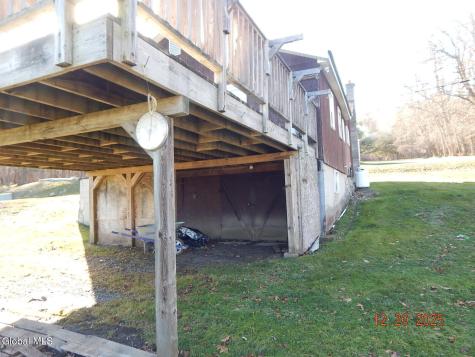 250 Old Quarry Road Feura Bush NY 12067