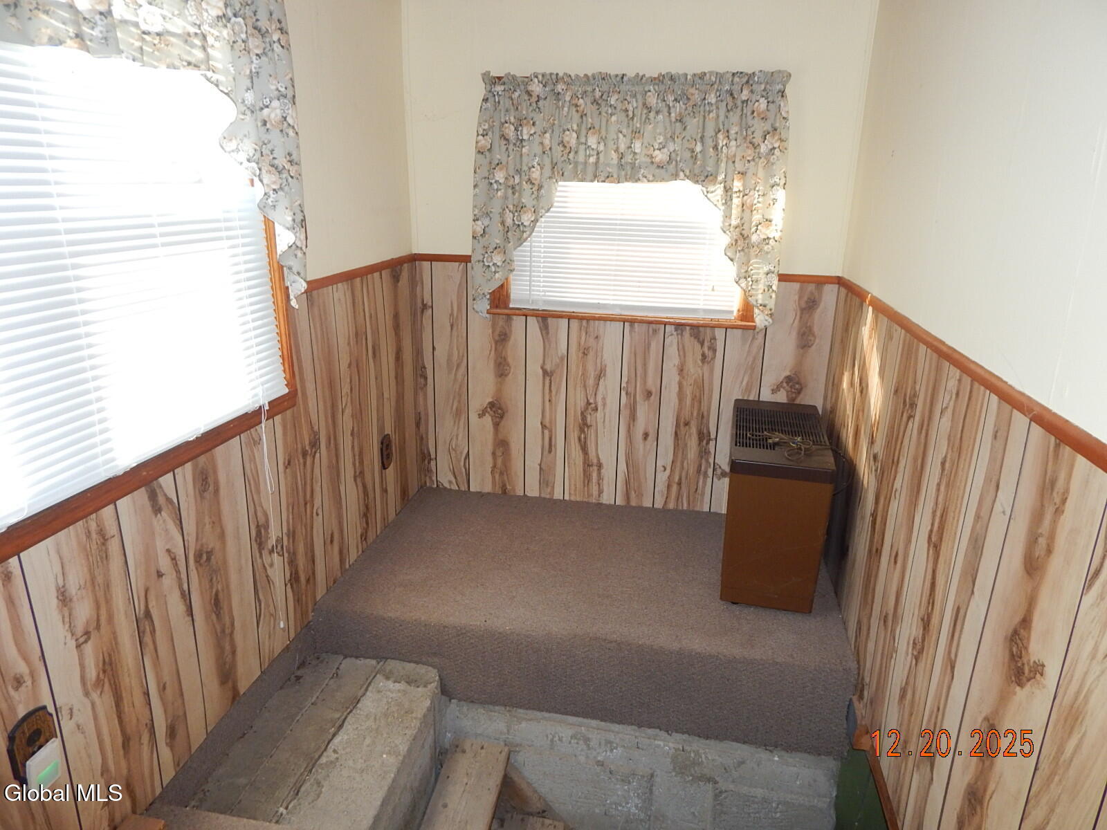 250 Old Quarry Road Feura Bush NY 12067