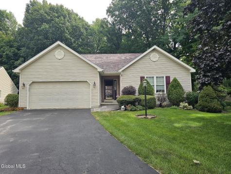 7 Cassidy Drive Saratoga Springs NY 12866