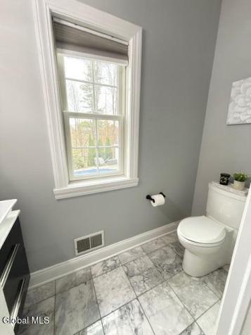 21 Veranda Lane Queensbury NY 12804