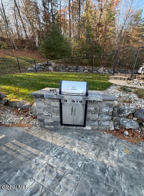 21 Veranda Lane Queensbury NY 12804
