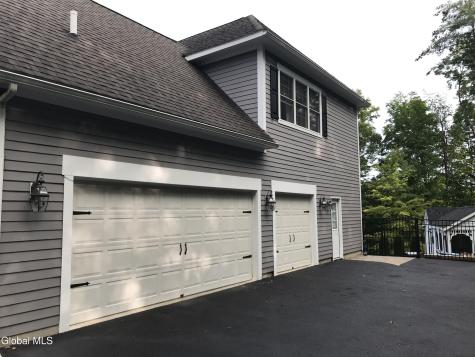 21 Veranda Lane Queensbury NY 12804