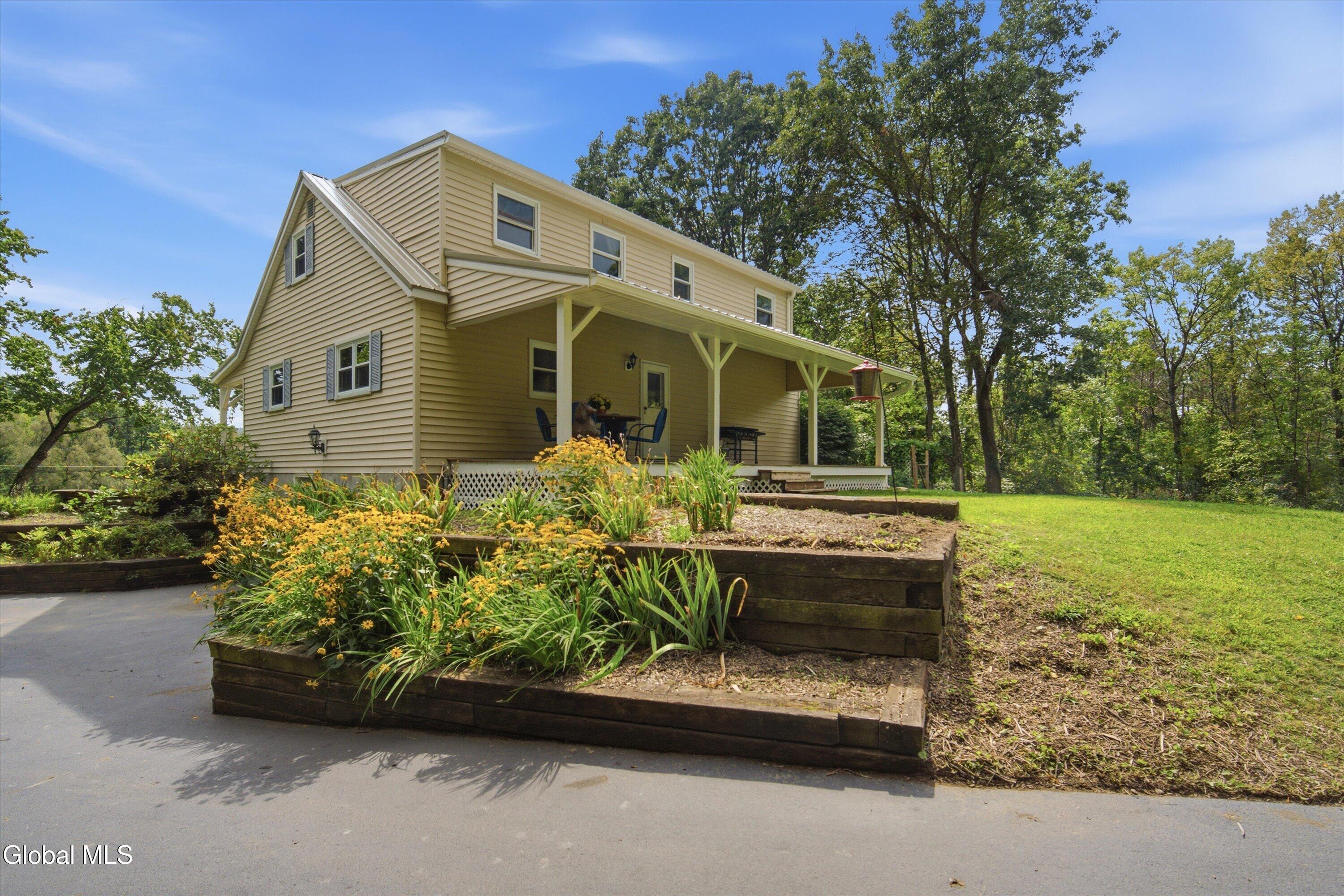 1108 North Road Amsterdam NY 12010