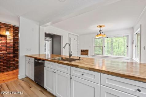 100 Schnackenberg Road Ghent NY 12075