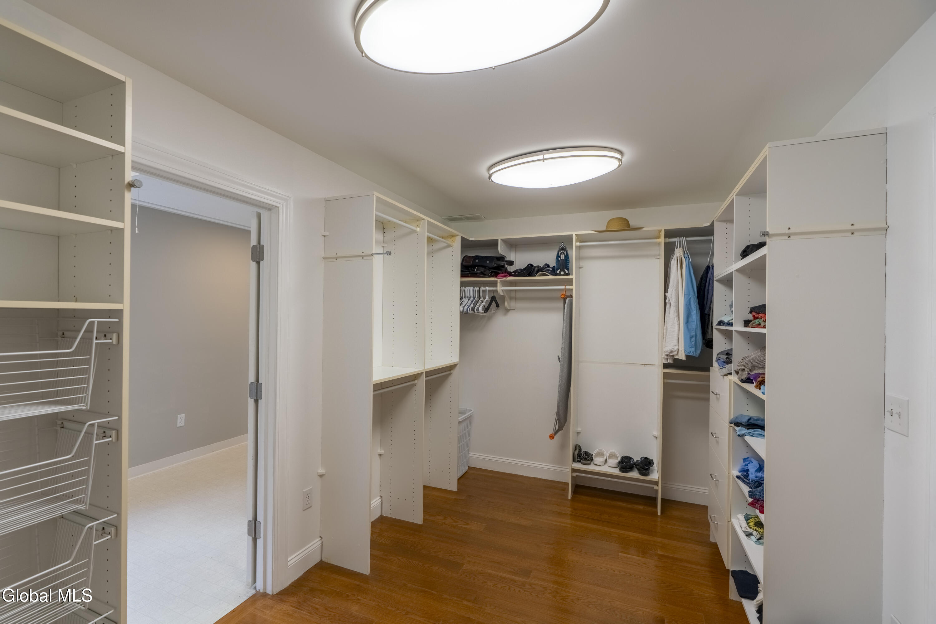 1235A Ny-9p Saratoga Springs NY 12866