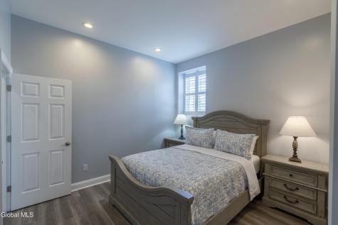 1235A Ny-9p Saratoga Springs NY 12866