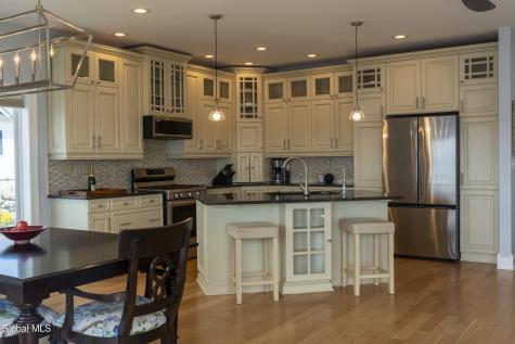 1235A Ny-9p Saratoga Springs NY 12866