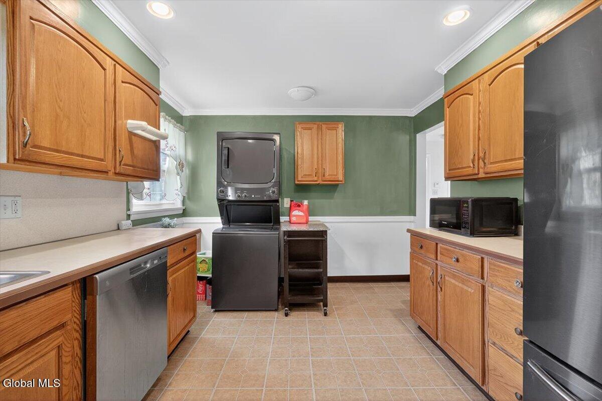 2518 Van Dyke Avenue Rotterdam NY 12306