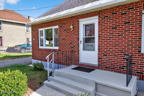 2518 Van Dyke Avenue Rotterdam NY 12306