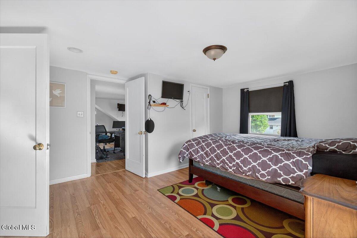2518 Van Dyke Avenue Rotterdam NY 12306