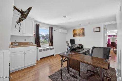 2518 Van Dyke Avenue Rotterdam NY 12306