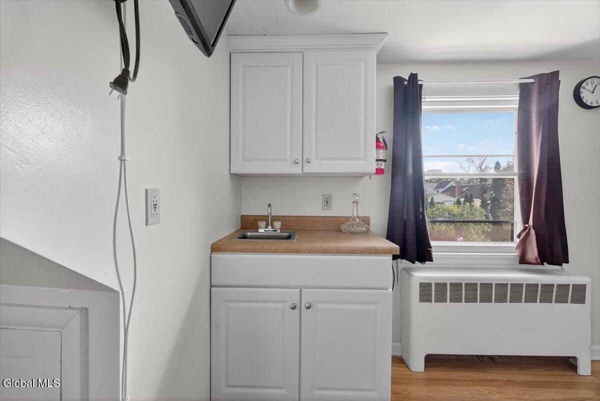 2518 Van Dyke Avenue Rotterdam NY 12306