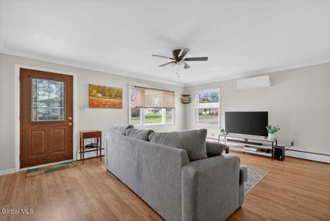 2518 Van Dyke Avenue Rotterdam NY 12306