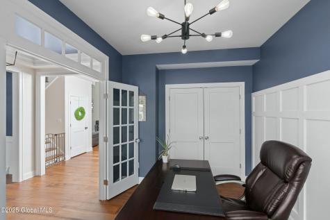 388 Vly Road Niskayuna NY 12309