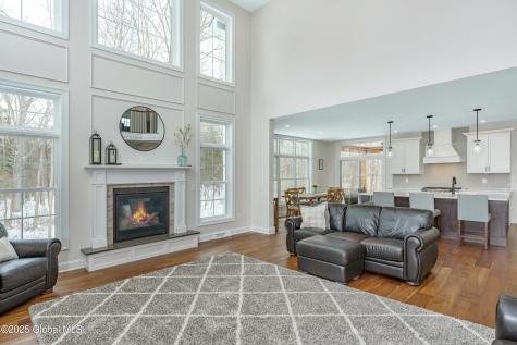 388 Vly Road Niskayuna NY 12309