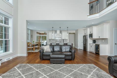 388 Vly Road Niskayuna NY 12309
