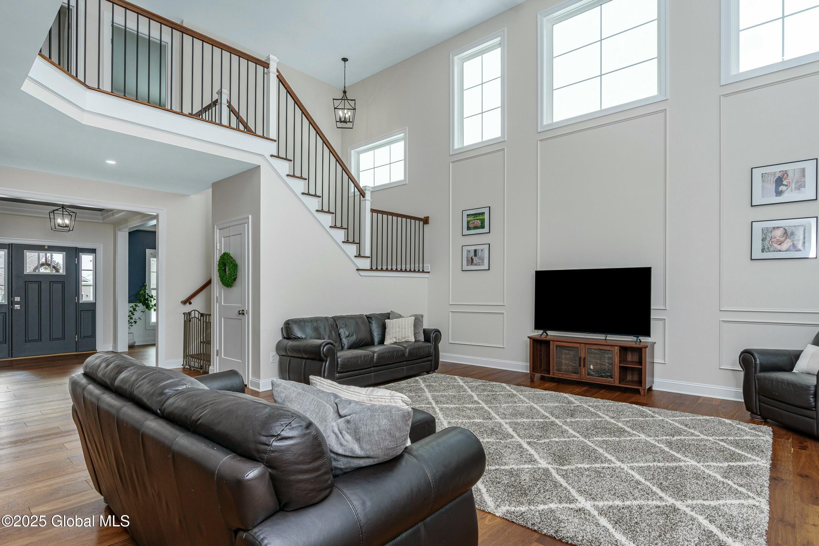 388 Valley Road Niskayuna NY 12309
