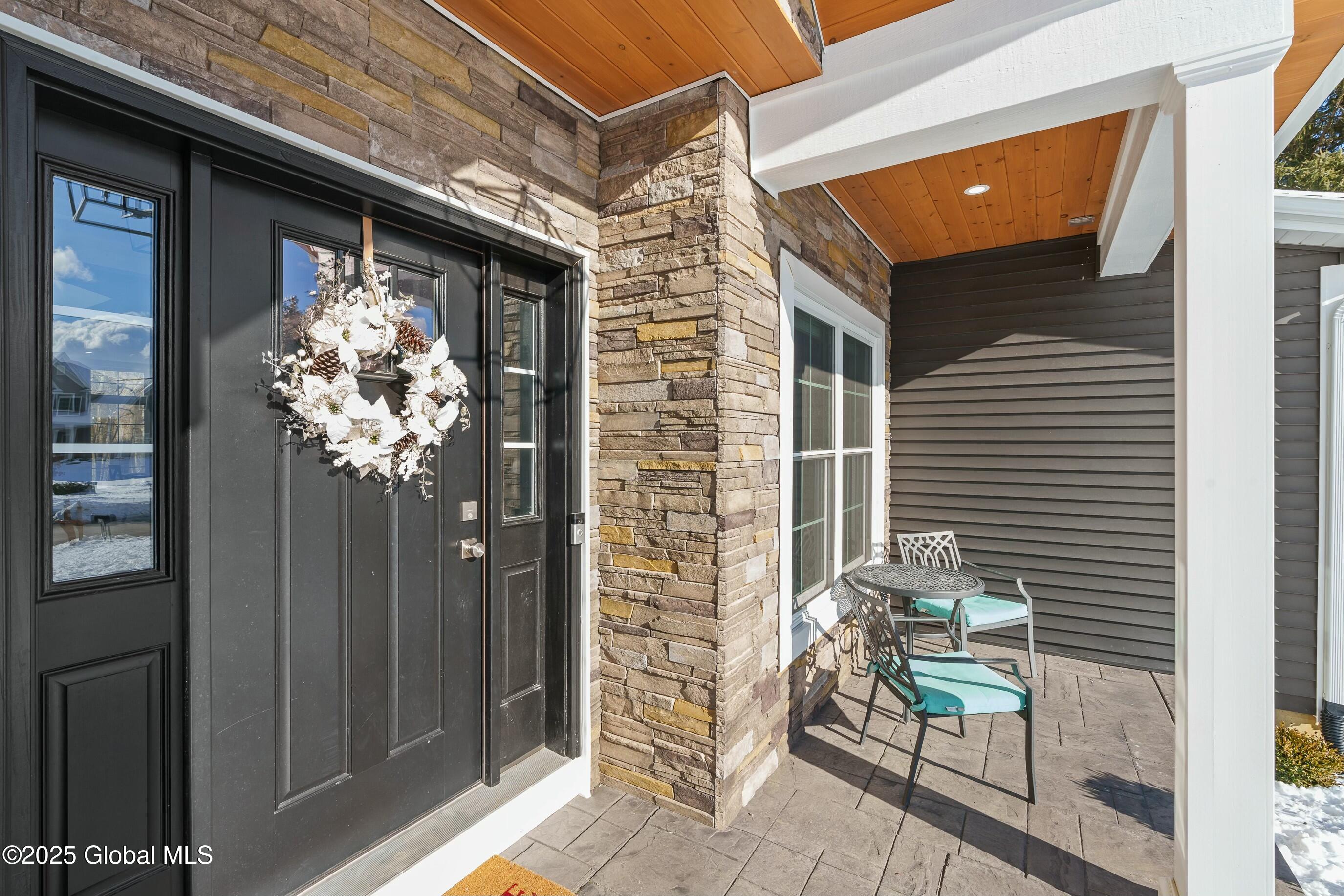 388 Valley Road Niskayuna NY 12309