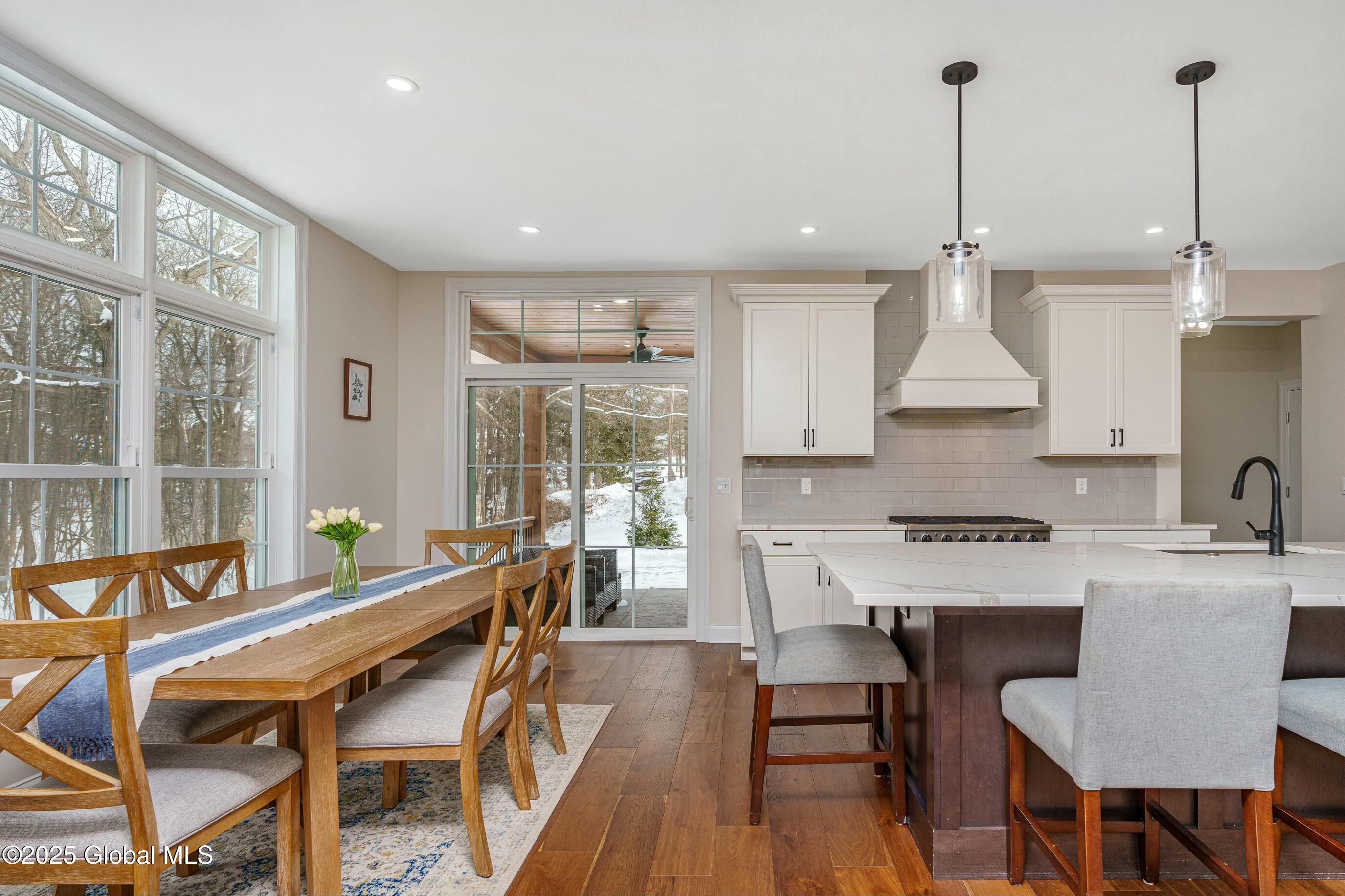388 Valley Road Niskayuna NY 12309
