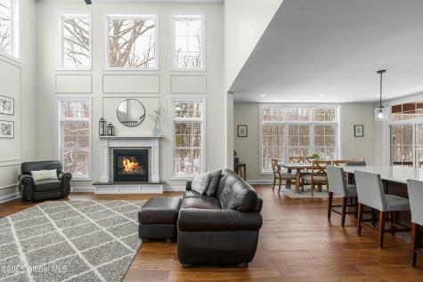 388 Vly Road Niskayuna NY 12309