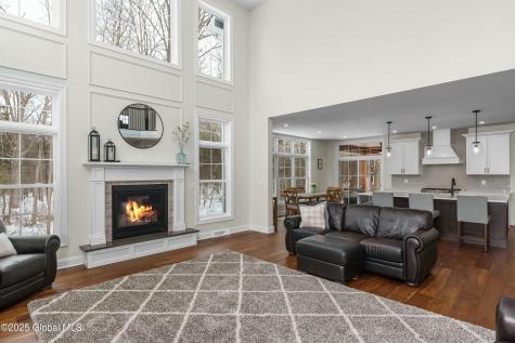 388 Vly Road Niskayuna NY 12309