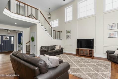 388 Vly Road Niskayuna NY 12309