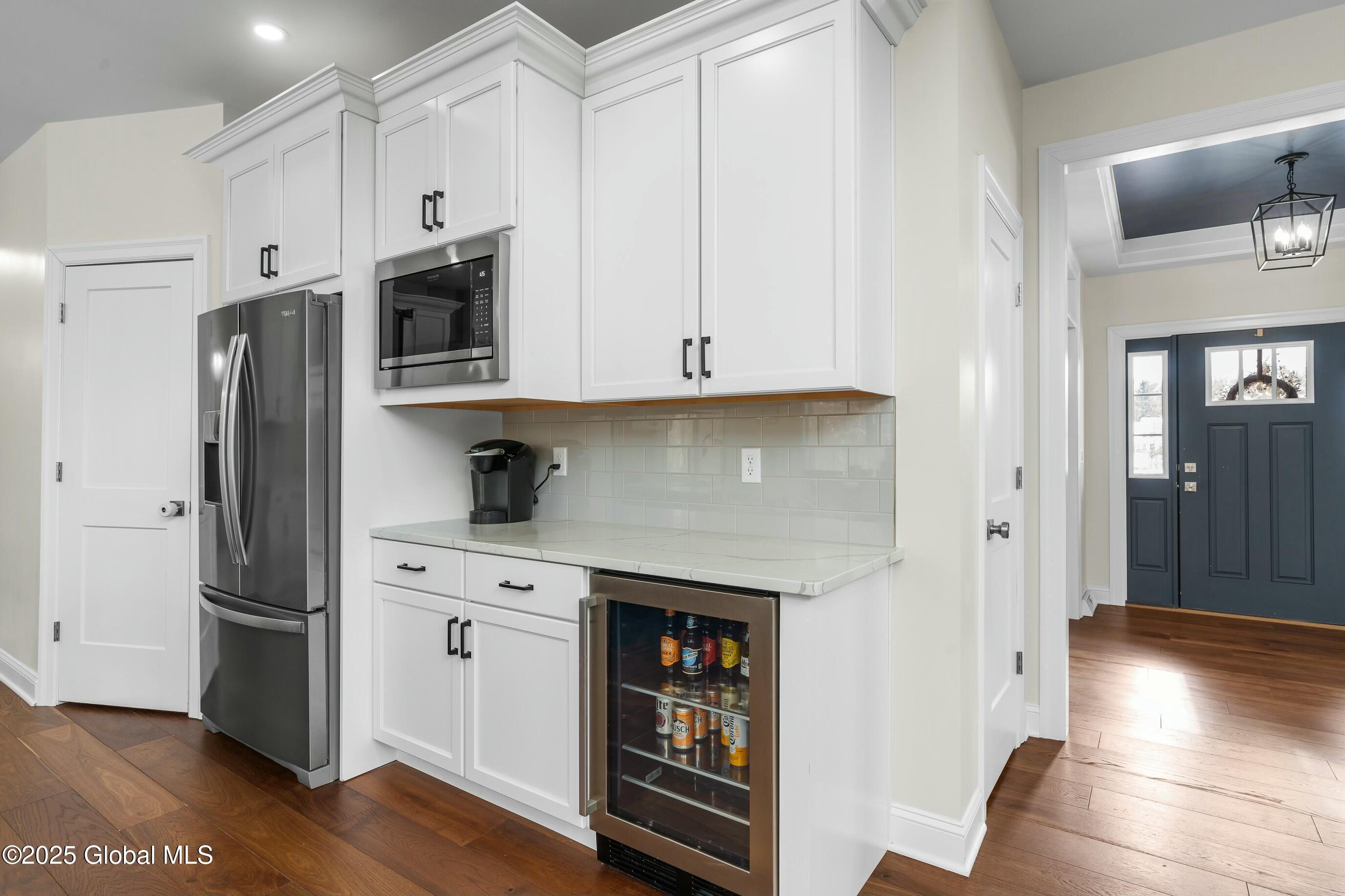 388 Valley Road Niskayuna NY 12309