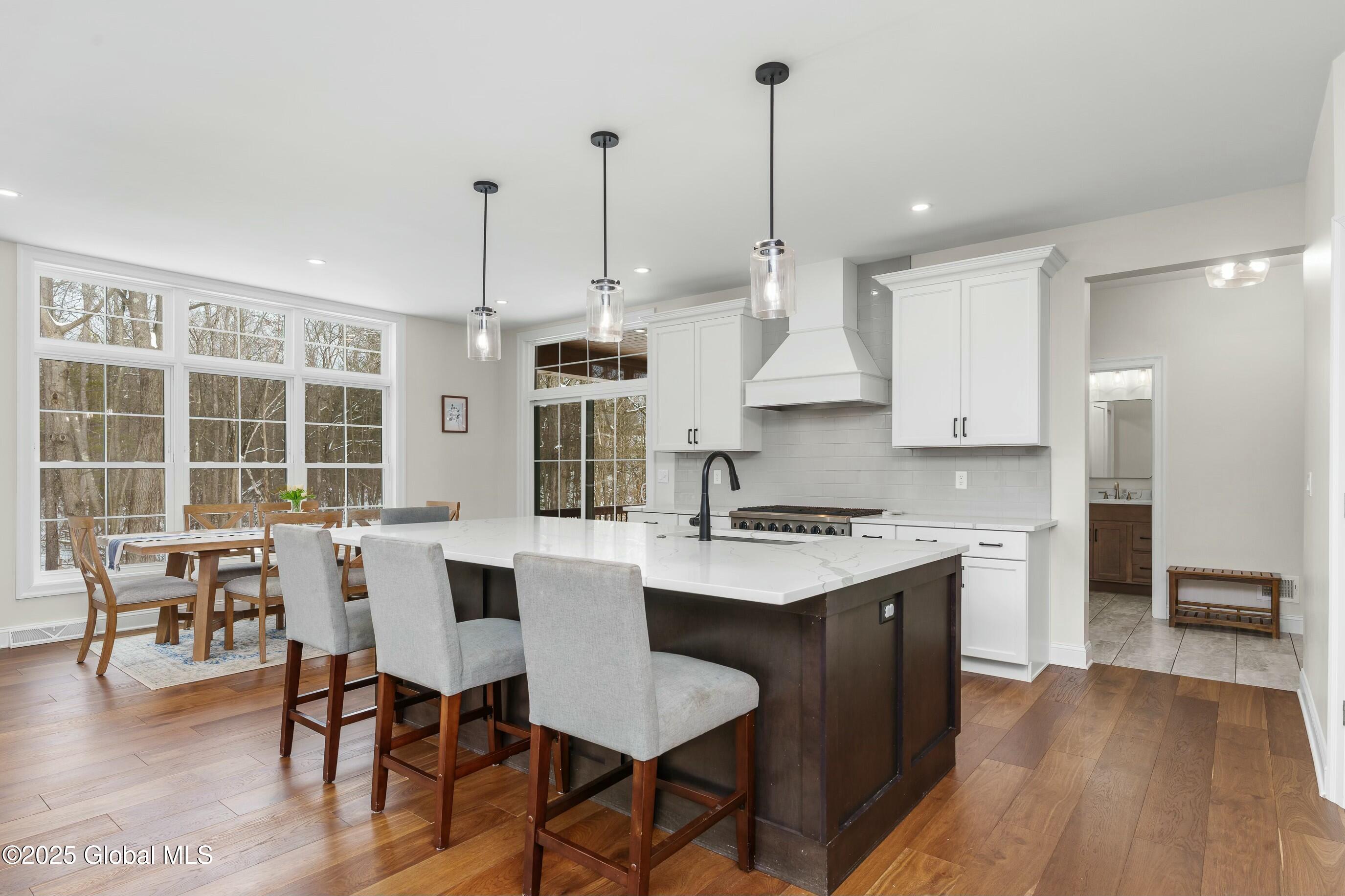 388 Valley Road Niskayuna NY 12309