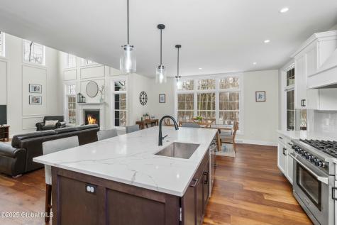 388 Vly Road Niskayuna NY 12309