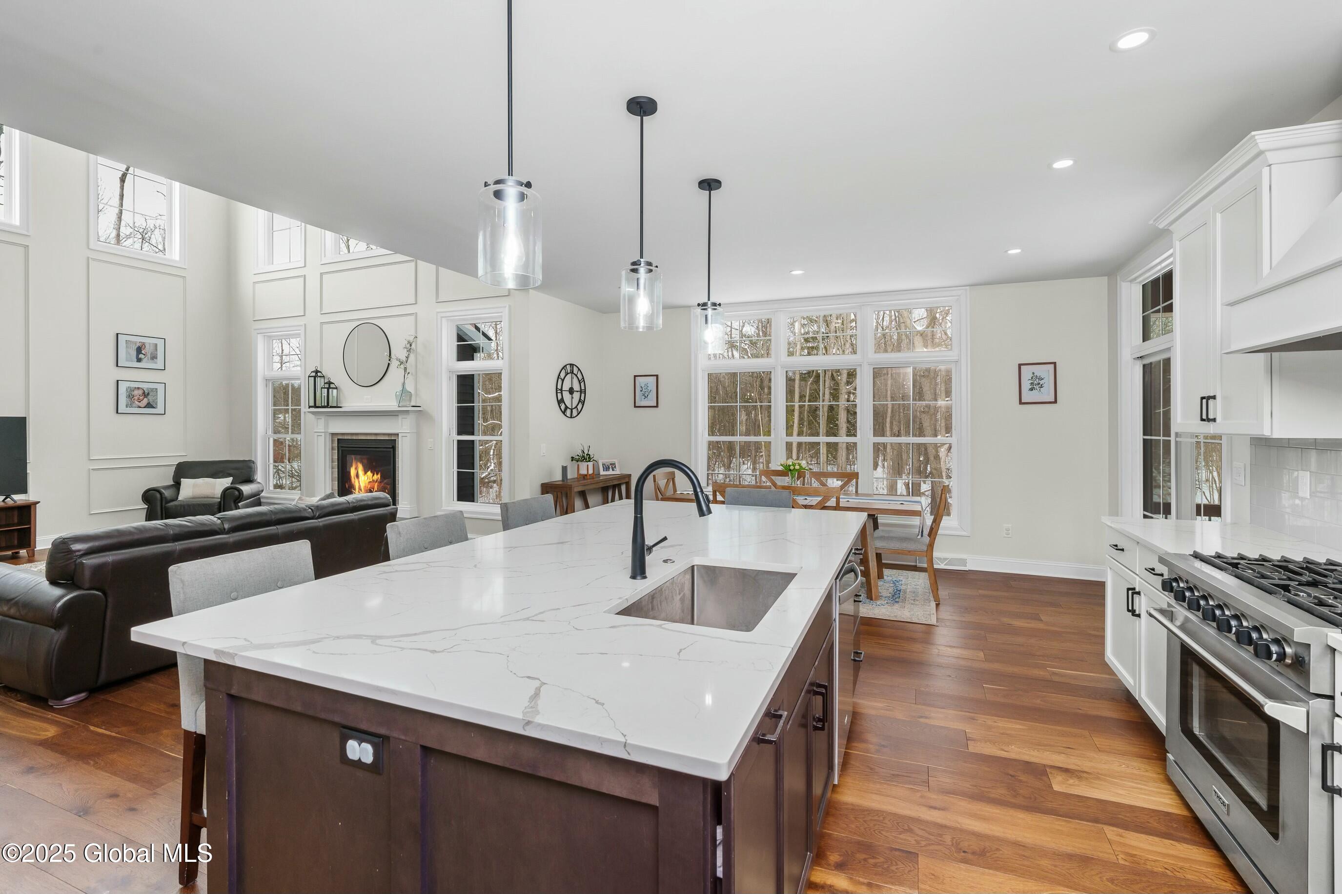 388 Valley Road Niskayuna NY 12309